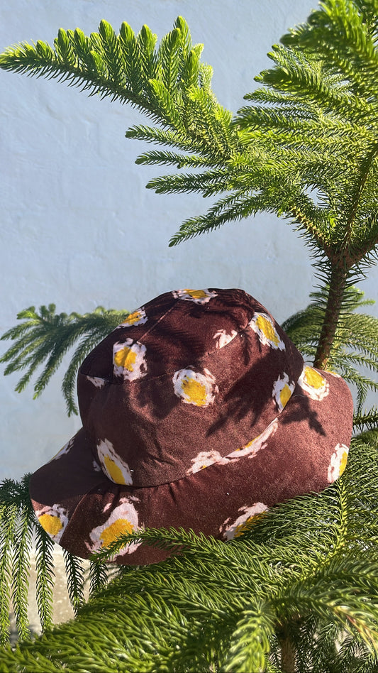 CHOCOLATE BUCKET HAT